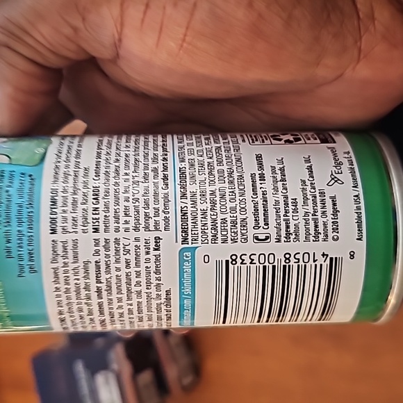 Skintimate Razor & Shave Cream Bundle Deal - Picture 6 of 6